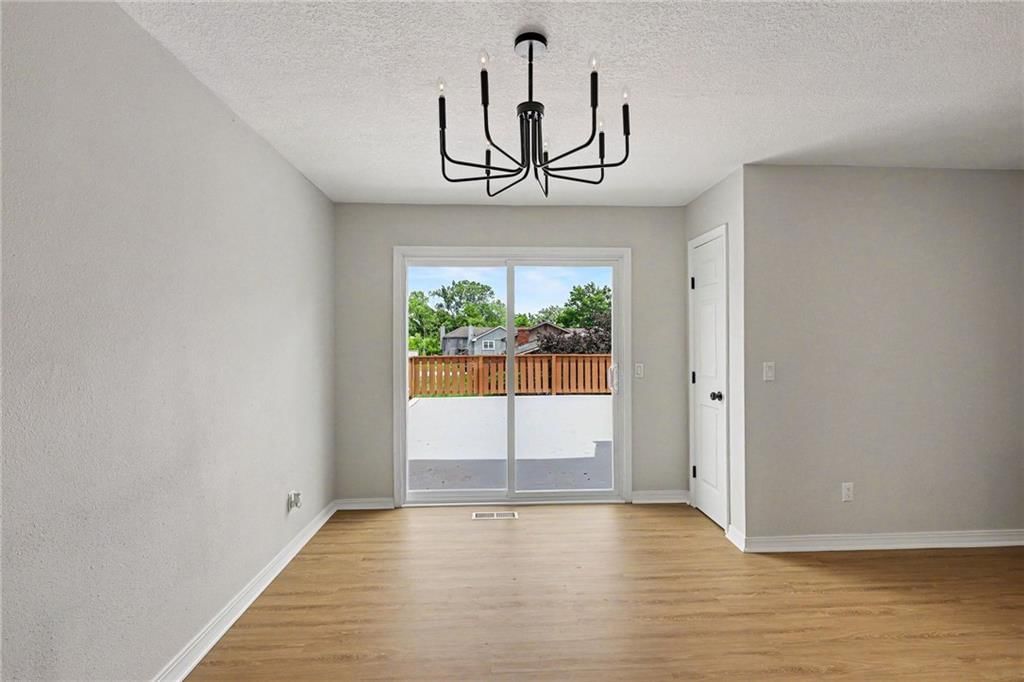 14000 Dunham Street — photo 9