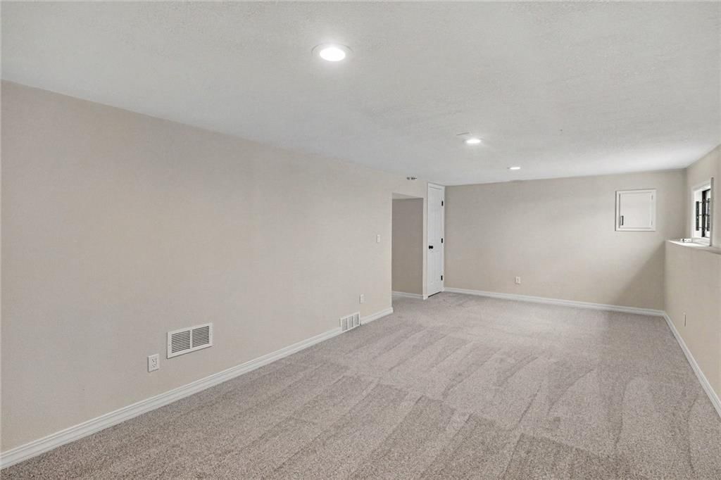 14000 Dunham Street — photo 14