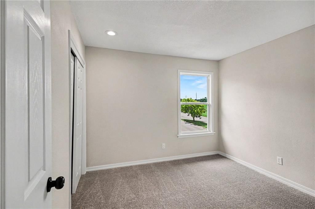 14000 Dunham Street — photo 15