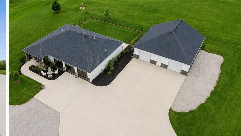 3708 S Sweeney Road — photo 4