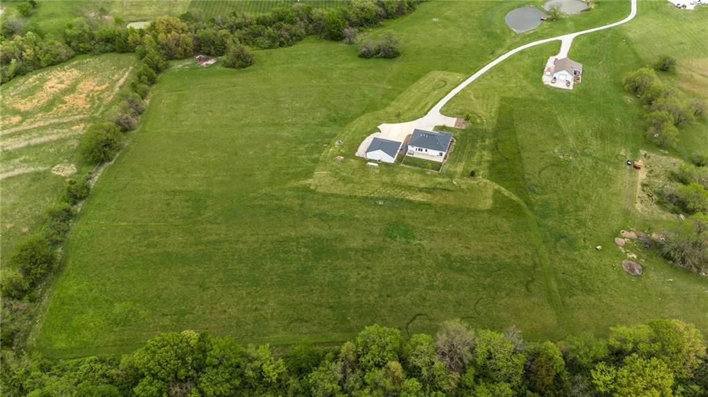 3708 S Sweeney Road — photo 45