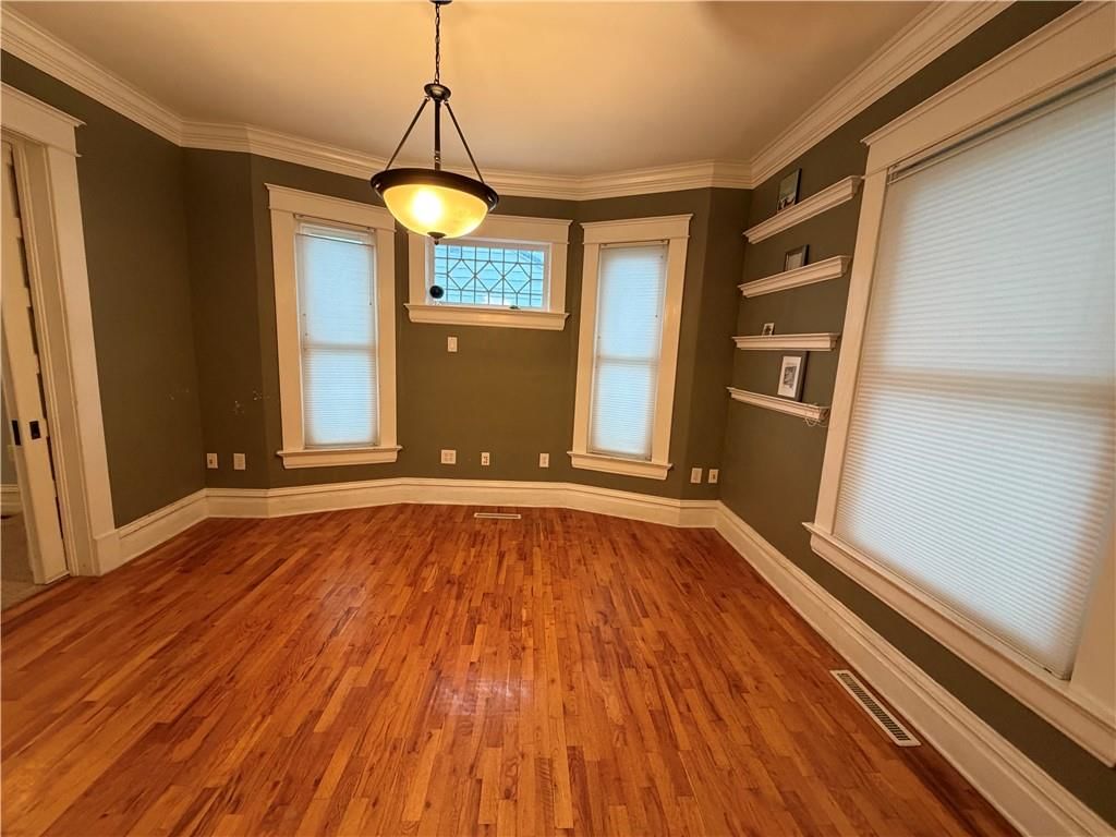 310 S Walnut Street — photo 14