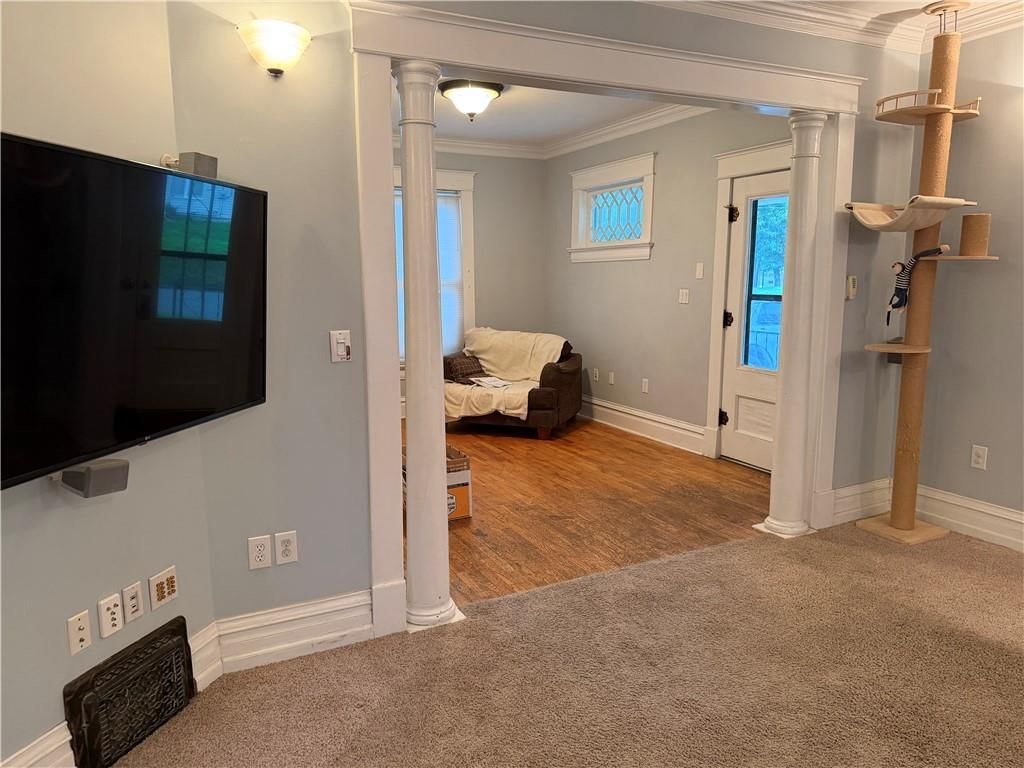 310 S Walnut Street — photo 16