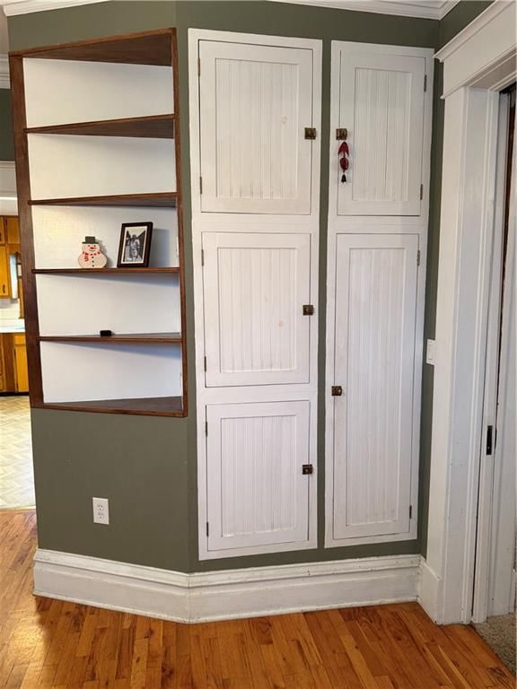 310 S Walnut Street — photo 19