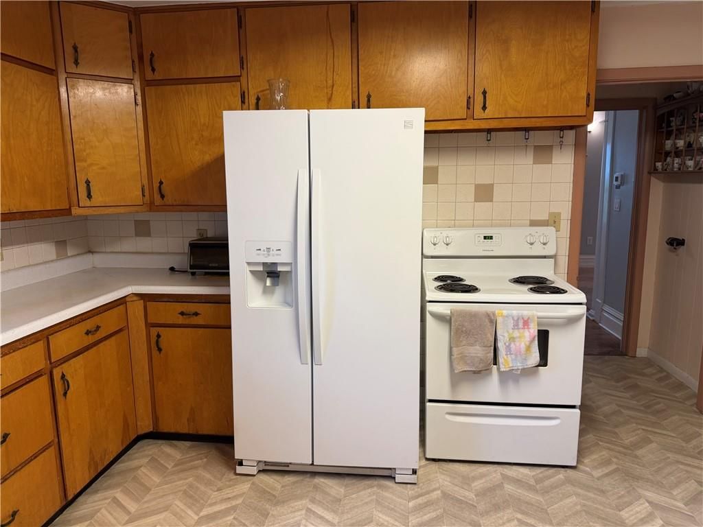 310 S Walnut Street — photo 23