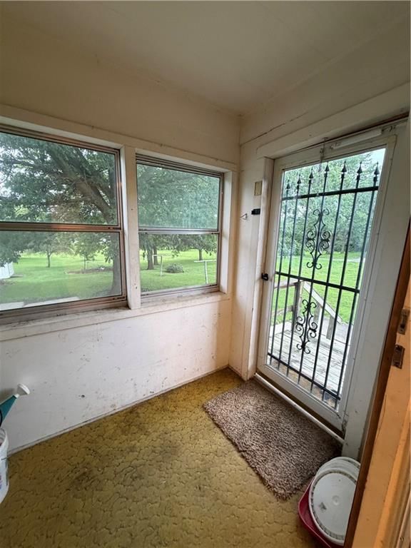 310 S Walnut Street — photo 26