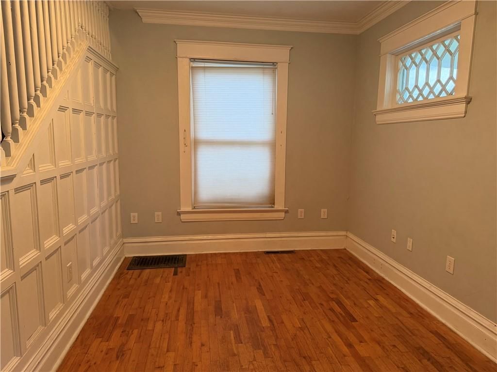 310 S Walnut Street — photo 30