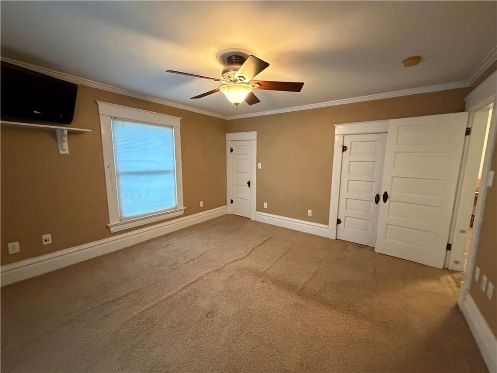 310 S Walnut Street — photo 34