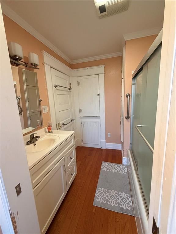 310 S Walnut Street — photo 39