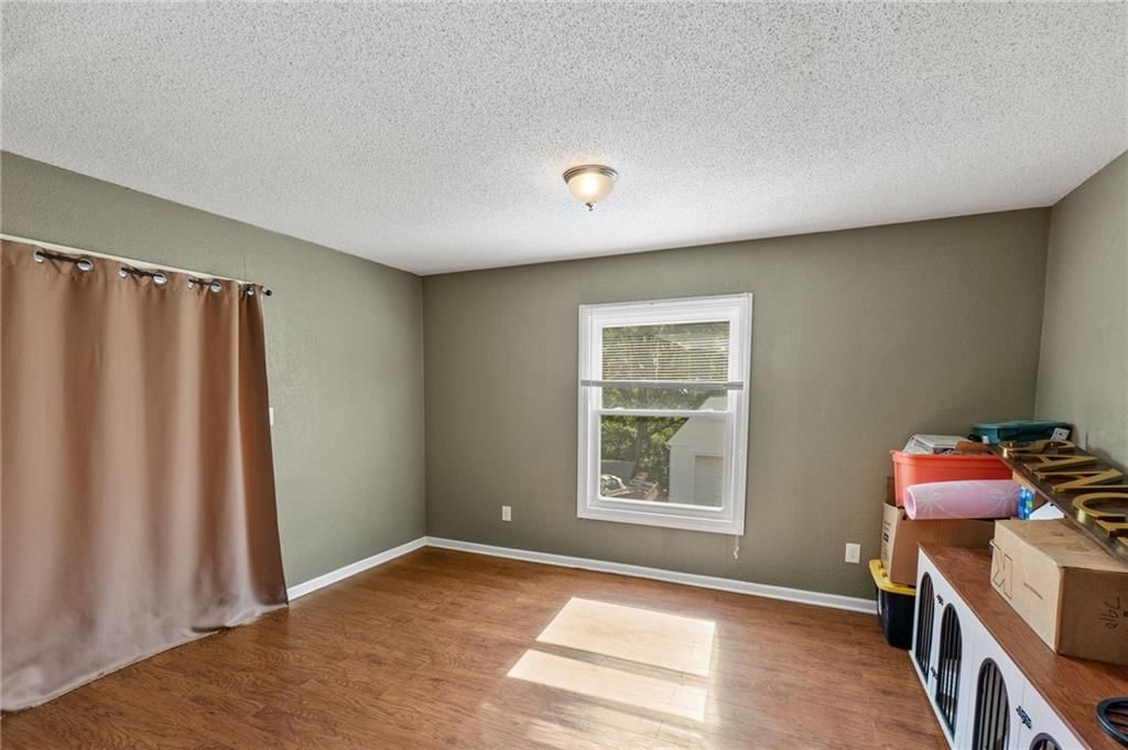 406 S Vassar Avenue — photo 9