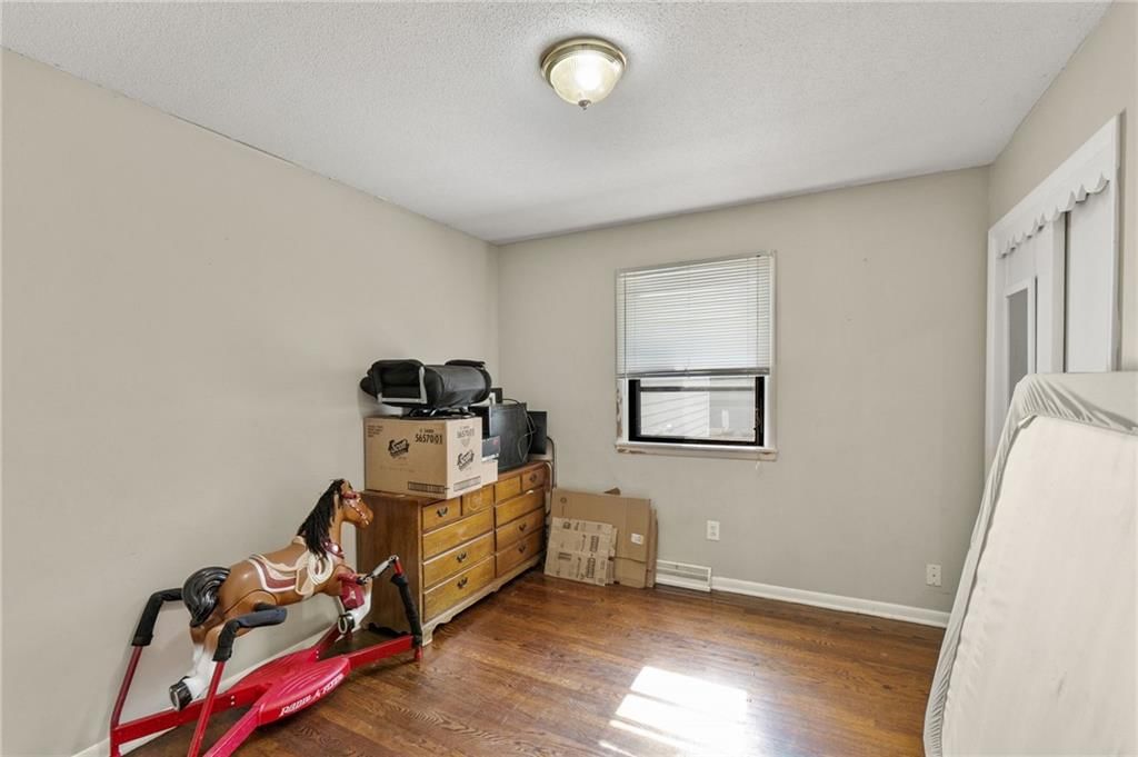 406 S Vassar Avenue — photo 11