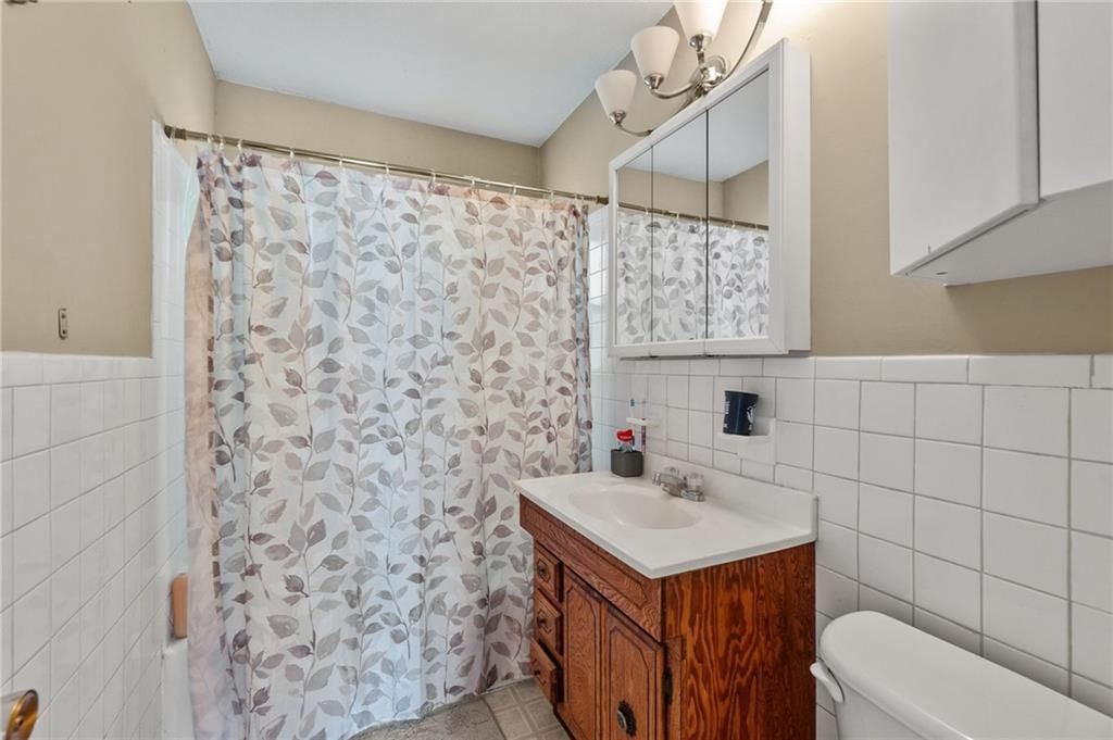 406 S Vassar Avenue — photo 16