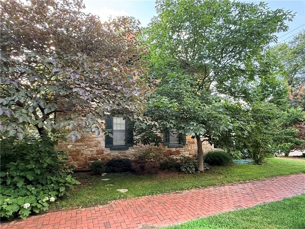 646 LOUISIANA Street — photo 6
