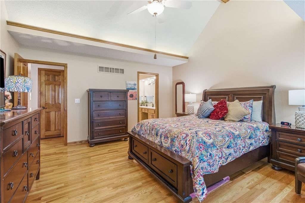 8520 Darnell Street — photo 18