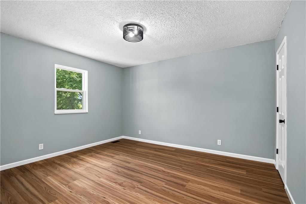 2710 Roma Lane — photo 15