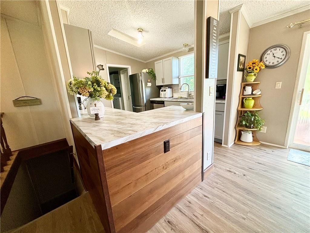 1106 Lakeshore Drive — photo 4