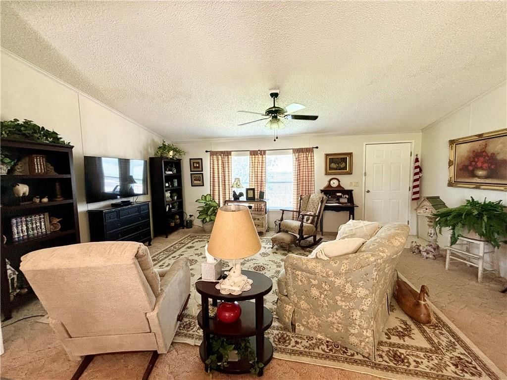 1106 Lakeshore Drive — photo 11