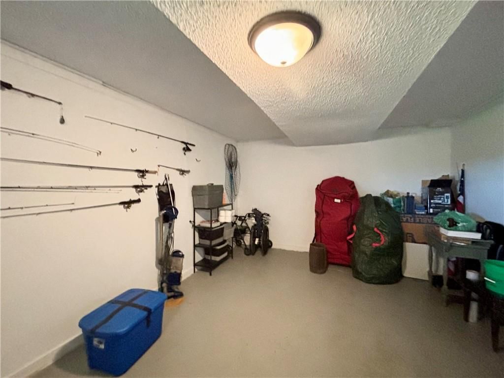 1106 Lakeshore Drive — photo 22
