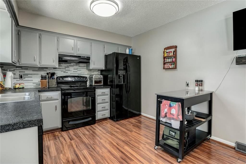 7021 NW Wheaton Avenue — photo 8