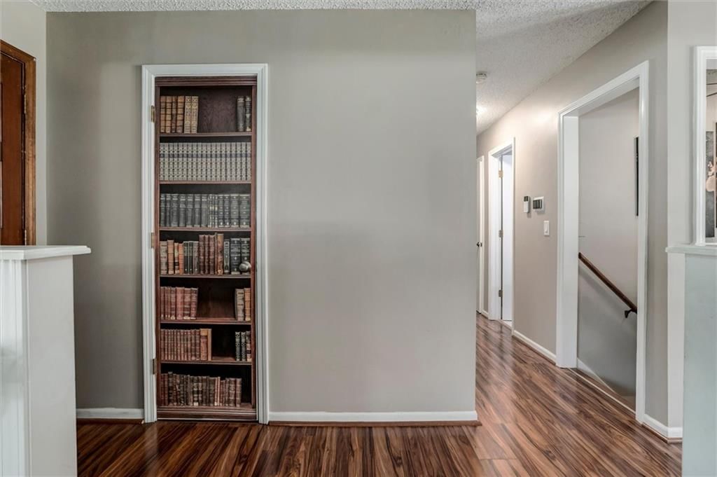 7021 NW Wheaton Avenue — photo 9