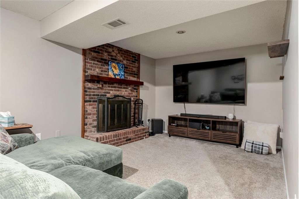 7021 NW Wheaton Avenue — photo 17