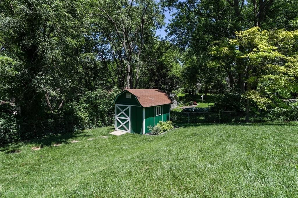 7021 NW Wheaton Avenue — photo 22