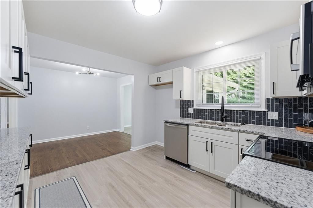 7920 ELM Avenue — photo 8