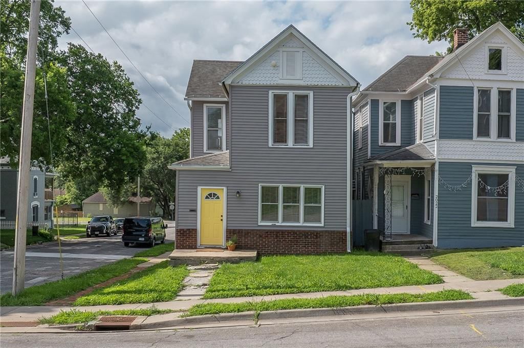 2024 Jules Street — photo 1