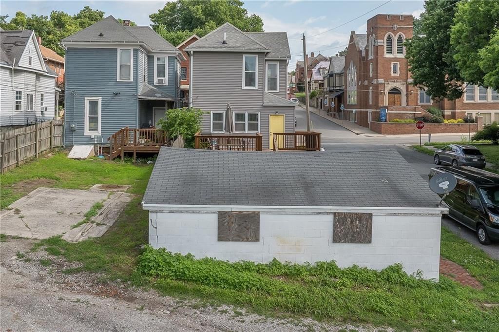 2024 Jules Street — photo 22