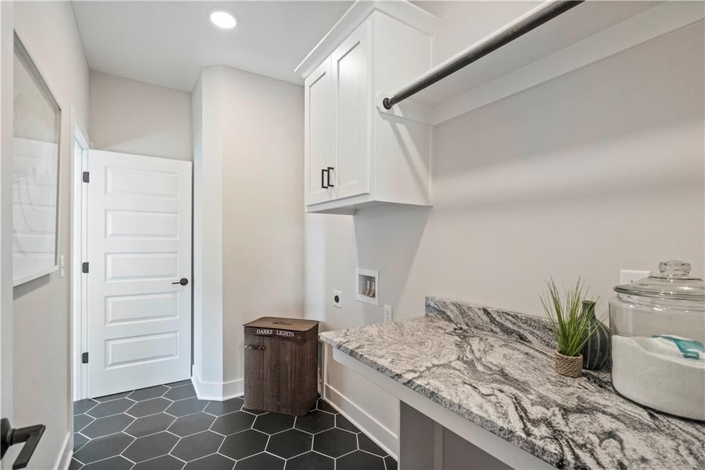 12206 W 184th Terrace — photo 32