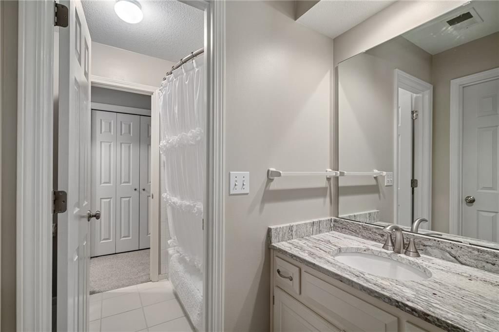 12814 Reeder Street — photo 48