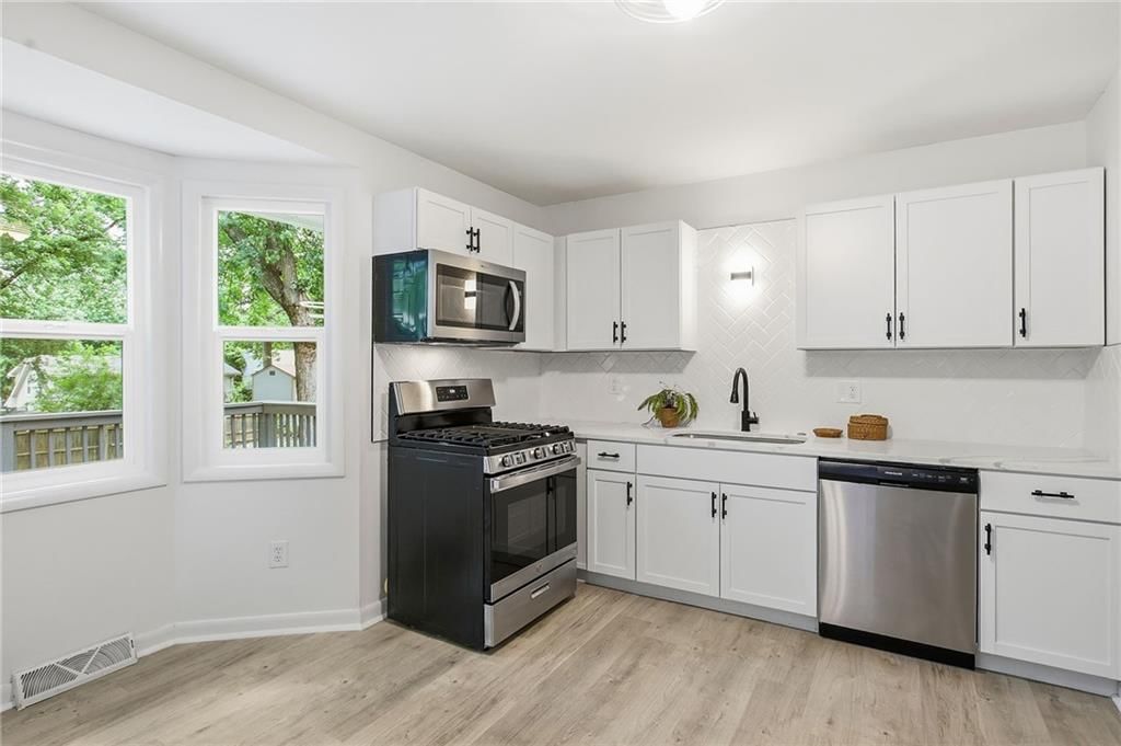 1530 NW 67TH Street — photo 11