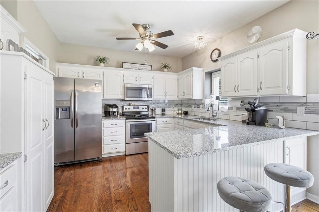 801 SW 35th Street — photo 16