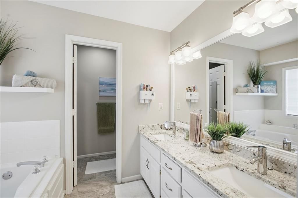 801 SW 35th Street — photo 28
