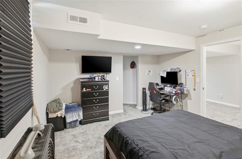 801 SW 35th Street — photo 35