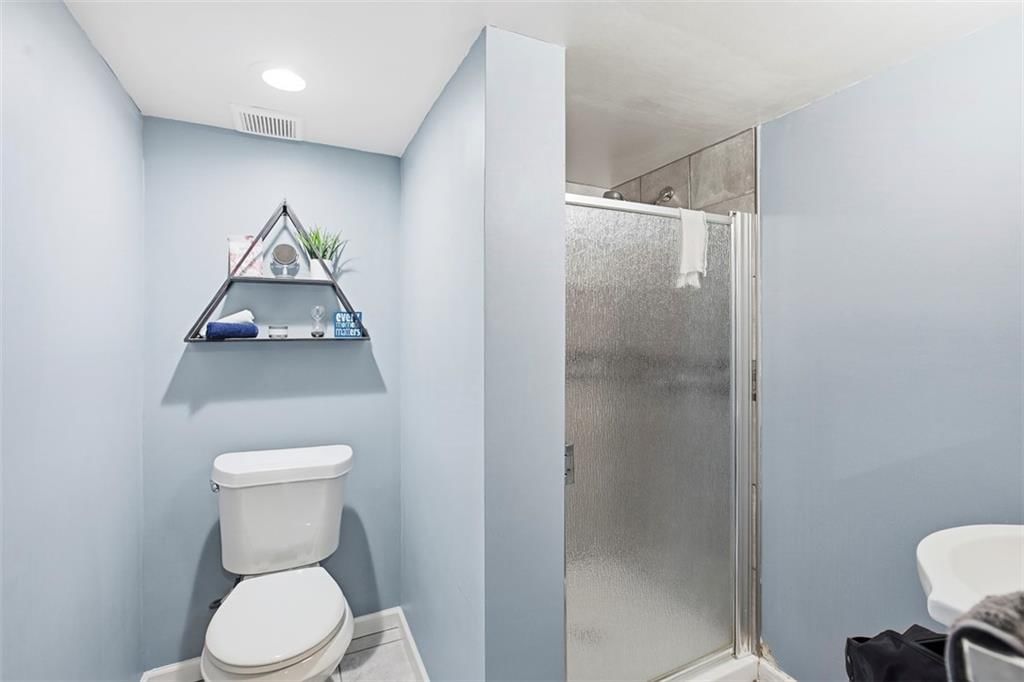 801 SW 35th Street — photo 36