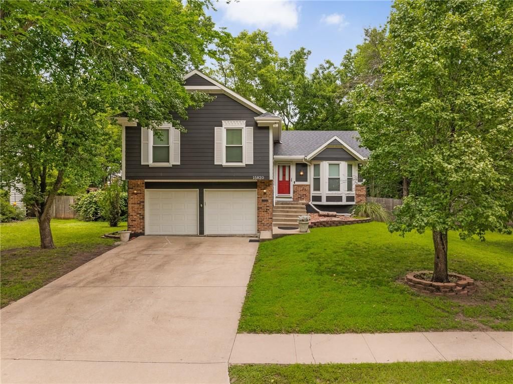 15820 W 123rd Street — photo 3