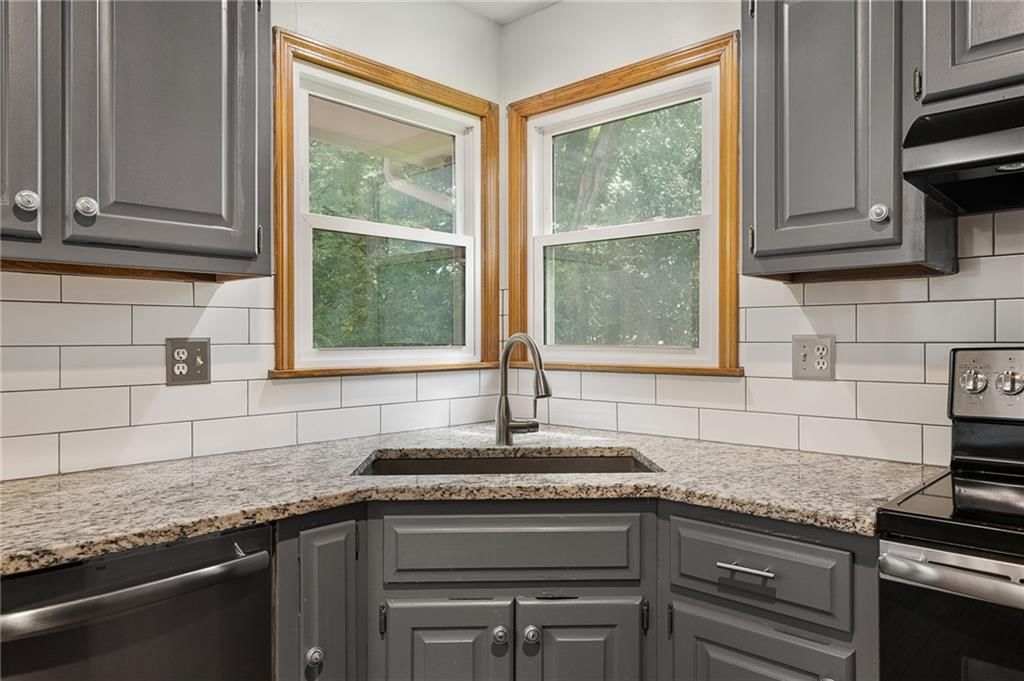 15820 W 123rd Street — photo 34