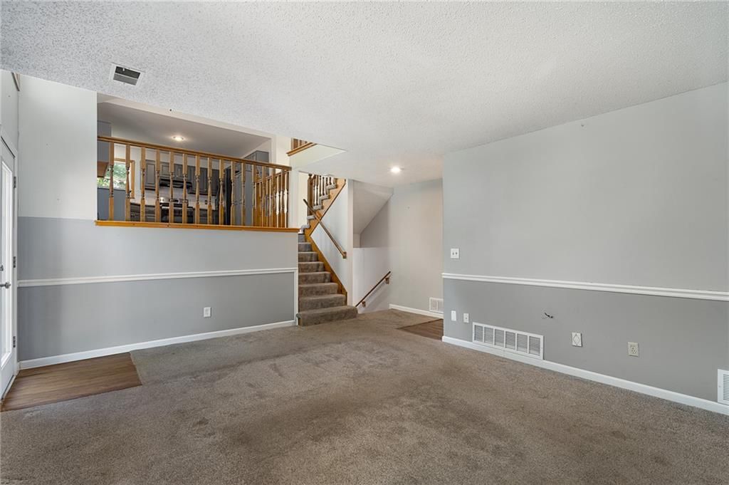 15820 W 123rd Street — photo 36