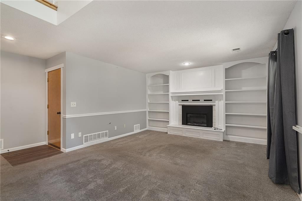 15820 W 123rd Street — photo 37