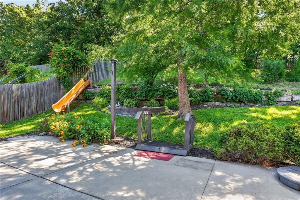 902 NW 63rd Street — photo 28