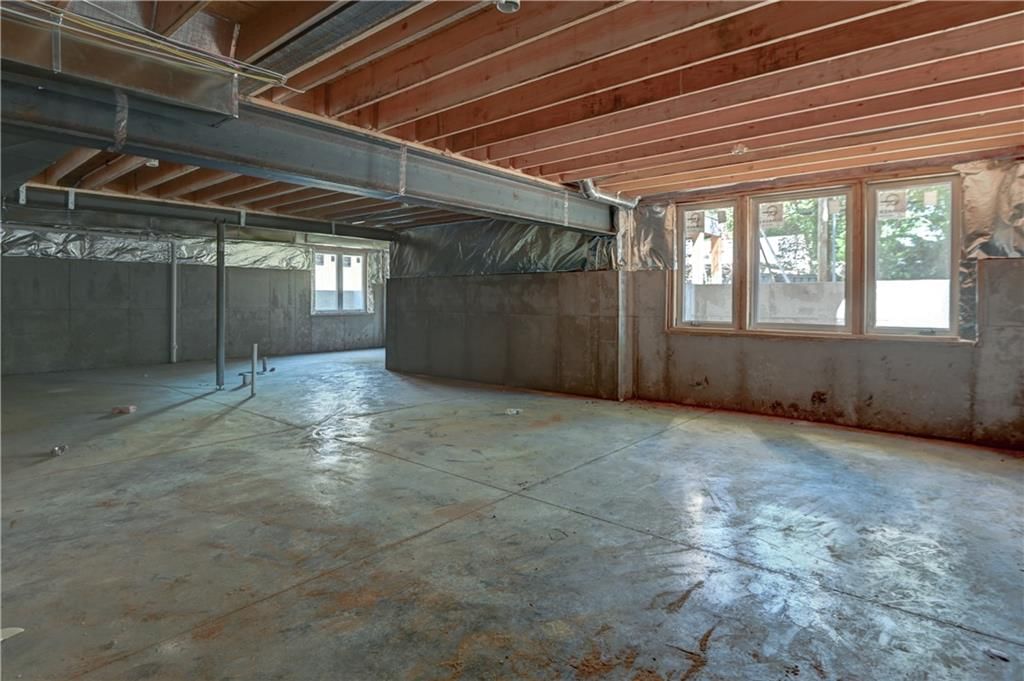 2710 W 49th Street — photo 33