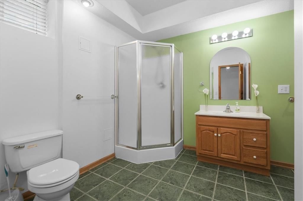 4242 N Grand Avenue — photo 31