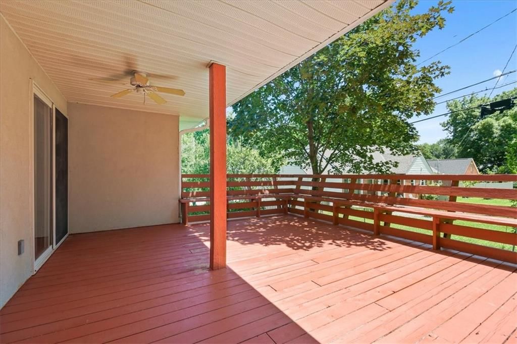 4242 N Grand Avenue — photo 35
