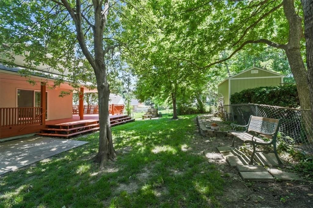4242 N Grand Avenue — photo 39