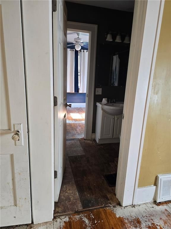 1718 Sacramento Street — photo 7