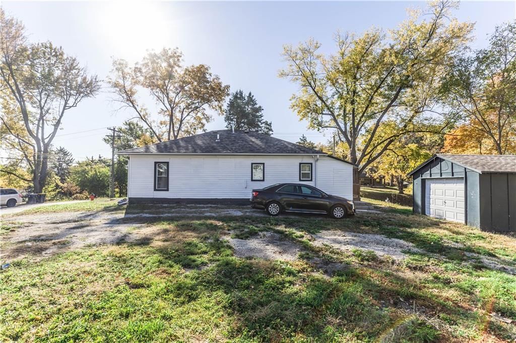 4540 NE 38th Street — photo 20