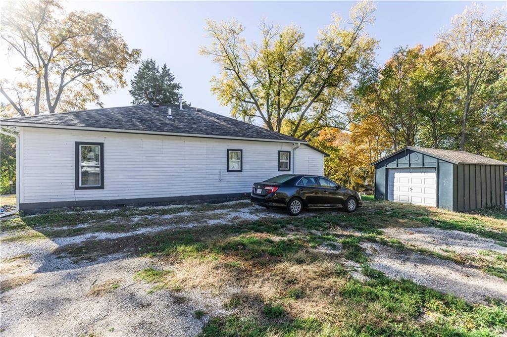 4540 NE 38th Street — photo 23