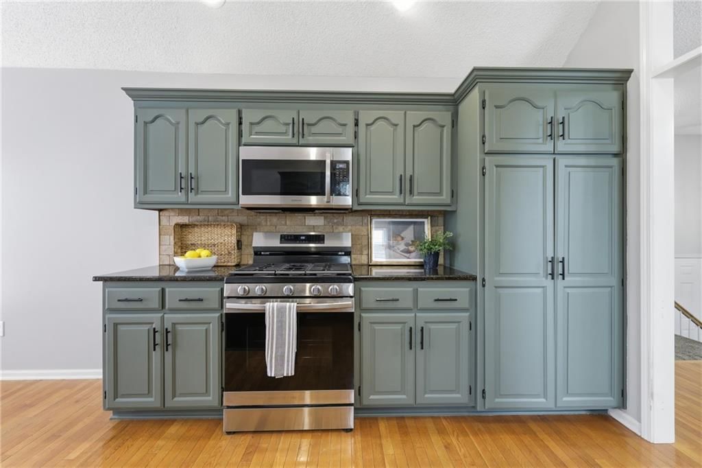 4904 Woodsonia Drive — photo 6