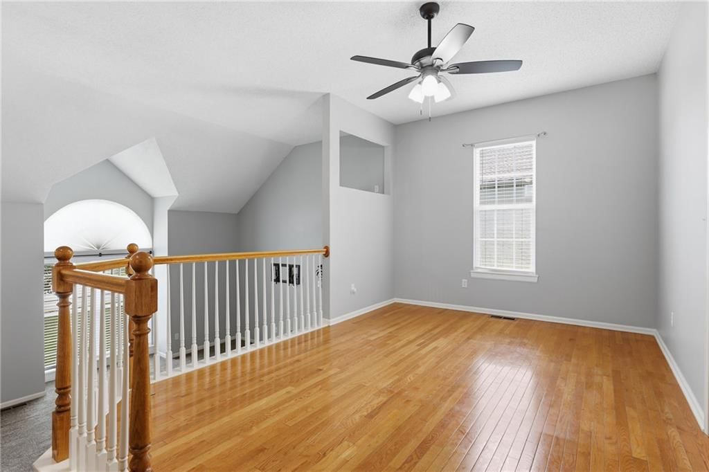 4904 Woodsonia Drive — photo 9